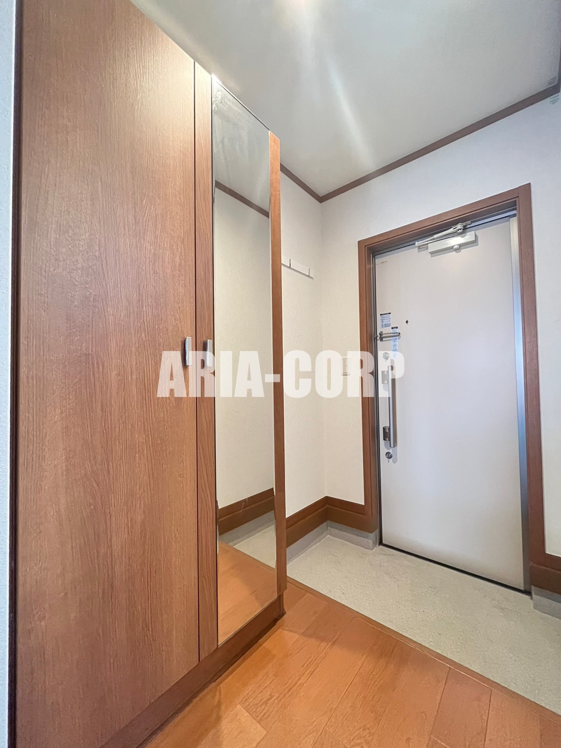 玄関　大容量シューズボックスあり♪