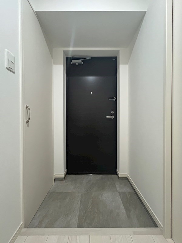 玄関　※別号室参考写真