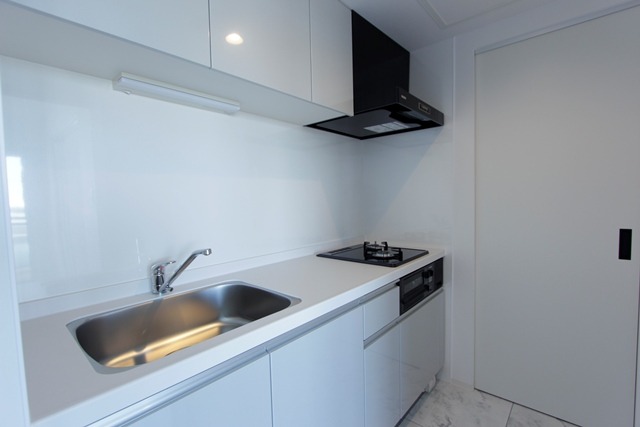 キッチン　人気の独立システムキッチンタイプです！