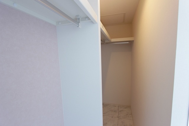 収納　収納力のあるウォークインクローゼットです！