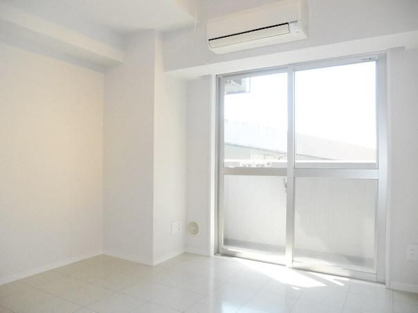 居室・リビング　居室２