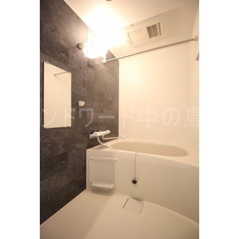 バス・シャワールーム　詳細は、ウィンドワード中の島店までご相談下さい。