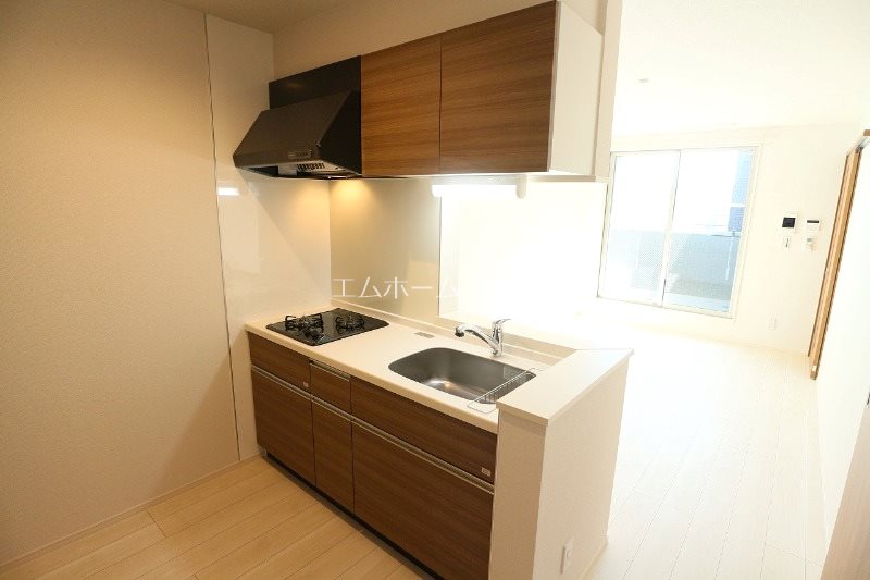 キッチン　システムキッチン（ガス2口コンロ付）同仕様写真