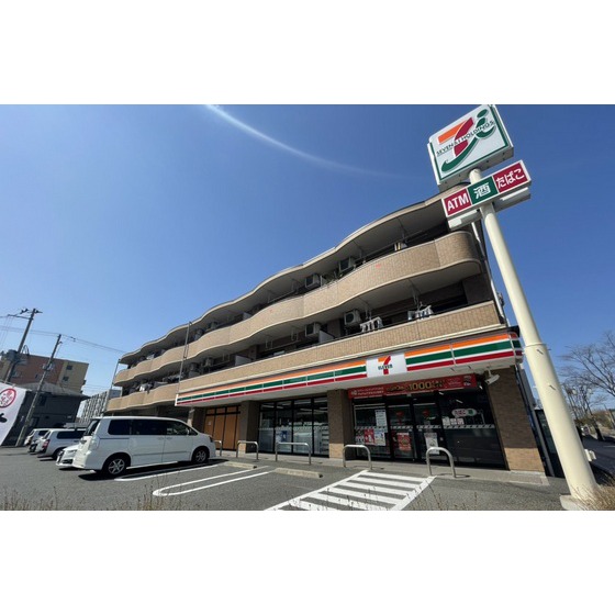 コンビニ　セブンイレブン仙台小鶴新田駅前店（コンビニ）まで499m