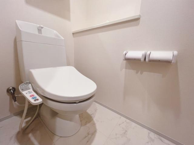 トイレ　シャワー付トイレ（イメージ）