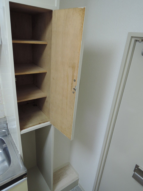 収納　シューズボックス