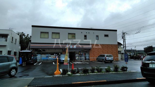 コンビニ　セブインイレブン　成瀬台３丁目（コンビニ）まで929m