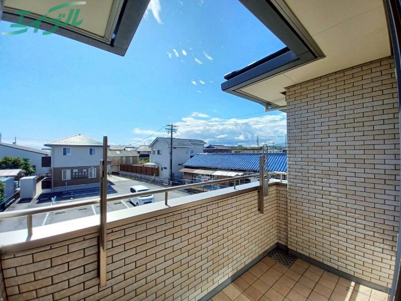 バルコニー　同型参考写真