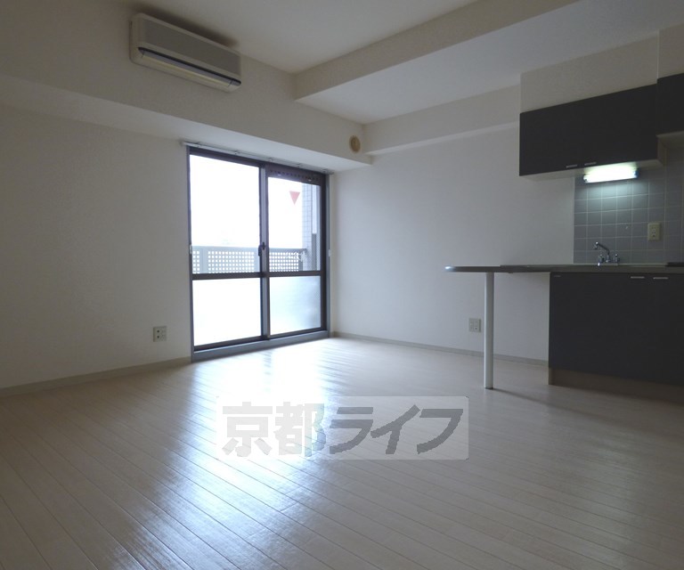 居室・リビング　広々としたリビングです。