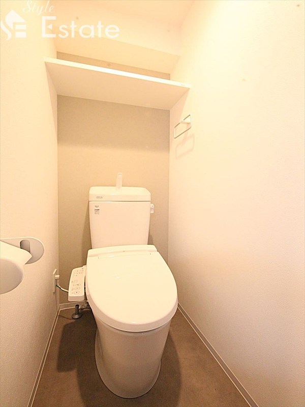 トイレ　トイレ