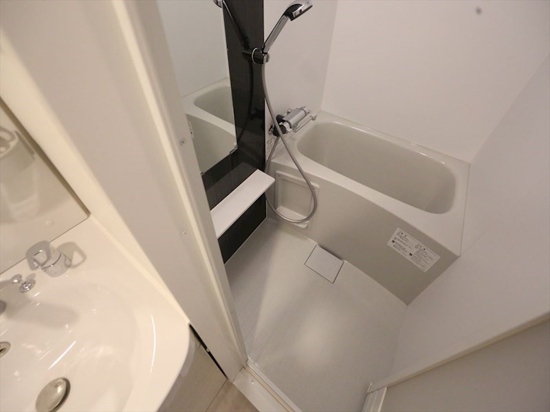 バス・シャワールーム　バスルーム　浴室暖房乾燥機付き