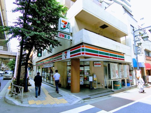 コンビニ　セブンイレブン 板橋仲宿店（コンビニ）まで73m