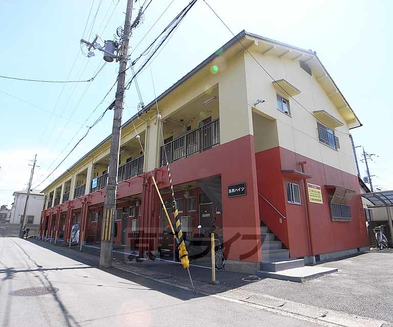 建物外観　年数のたった外観と、お部屋の綺麗さが驚きのギャップ