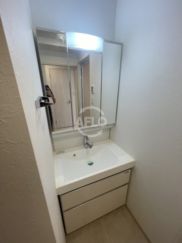 洗面設備　グランカーサ新大阪SOUTH　洗面台