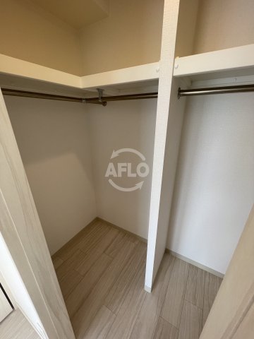 収納　グランカーサ新大阪SOUTH　ウォークインクローゼット