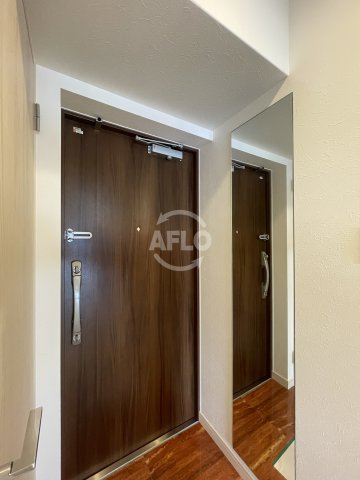 玄関　グランカーサ新大阪SOUTH　玄関