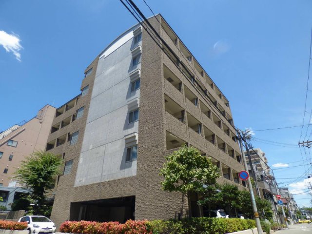 建物外観　オートロック・防犯カメラ付きで安心です！