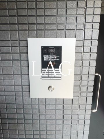 セキュリティ　オートロックです。内鍵です。