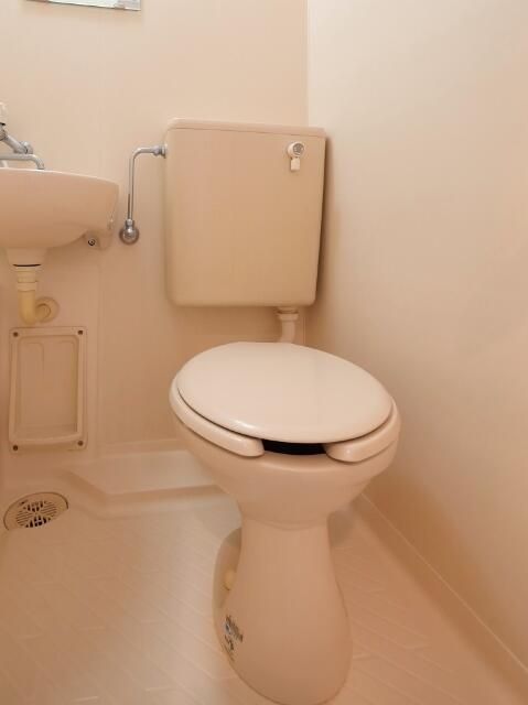トイレ　※別部屋参照