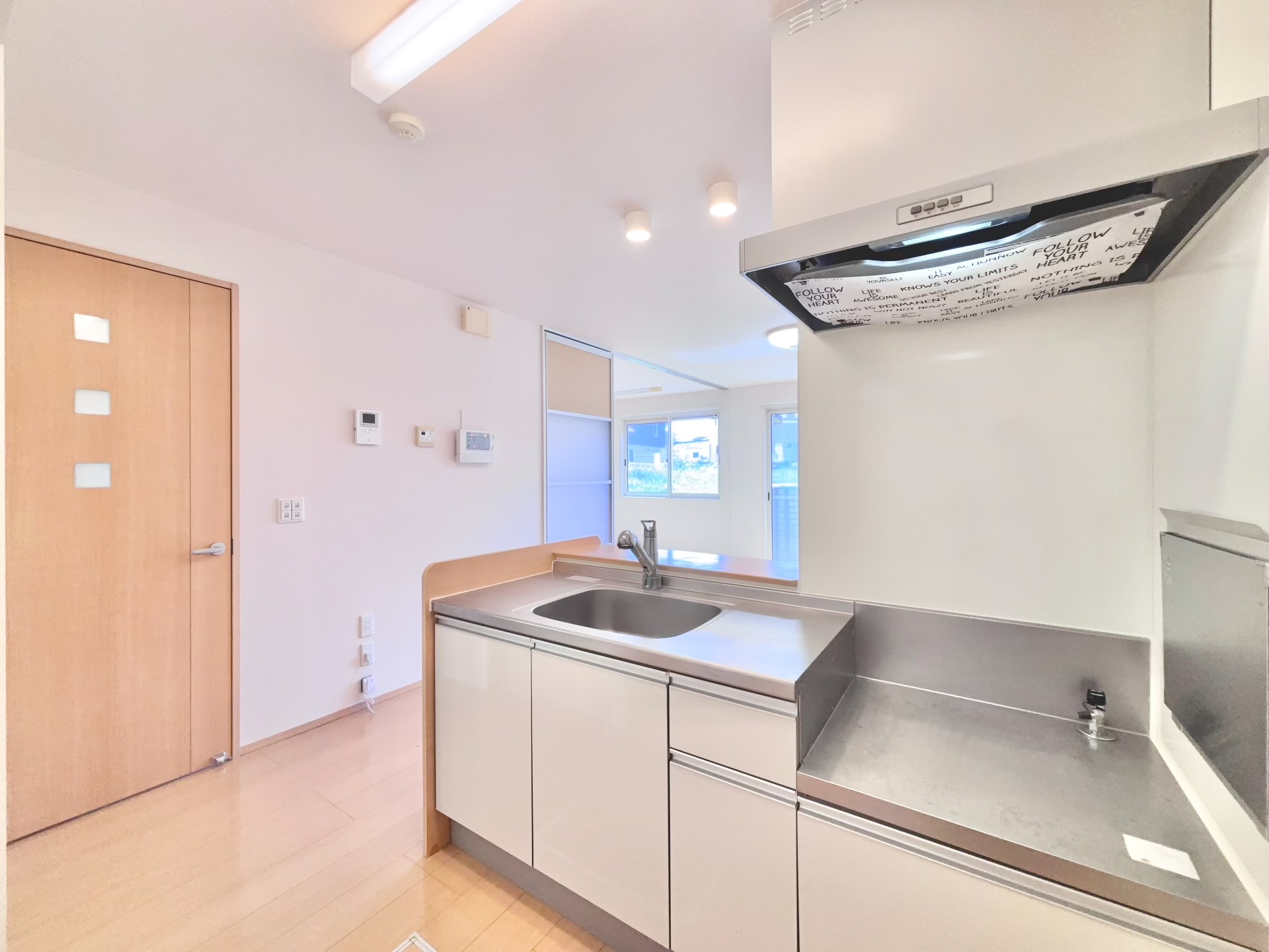 キッチン　キッチン部分・カウンター式！ガス2口コンロ設置可♪