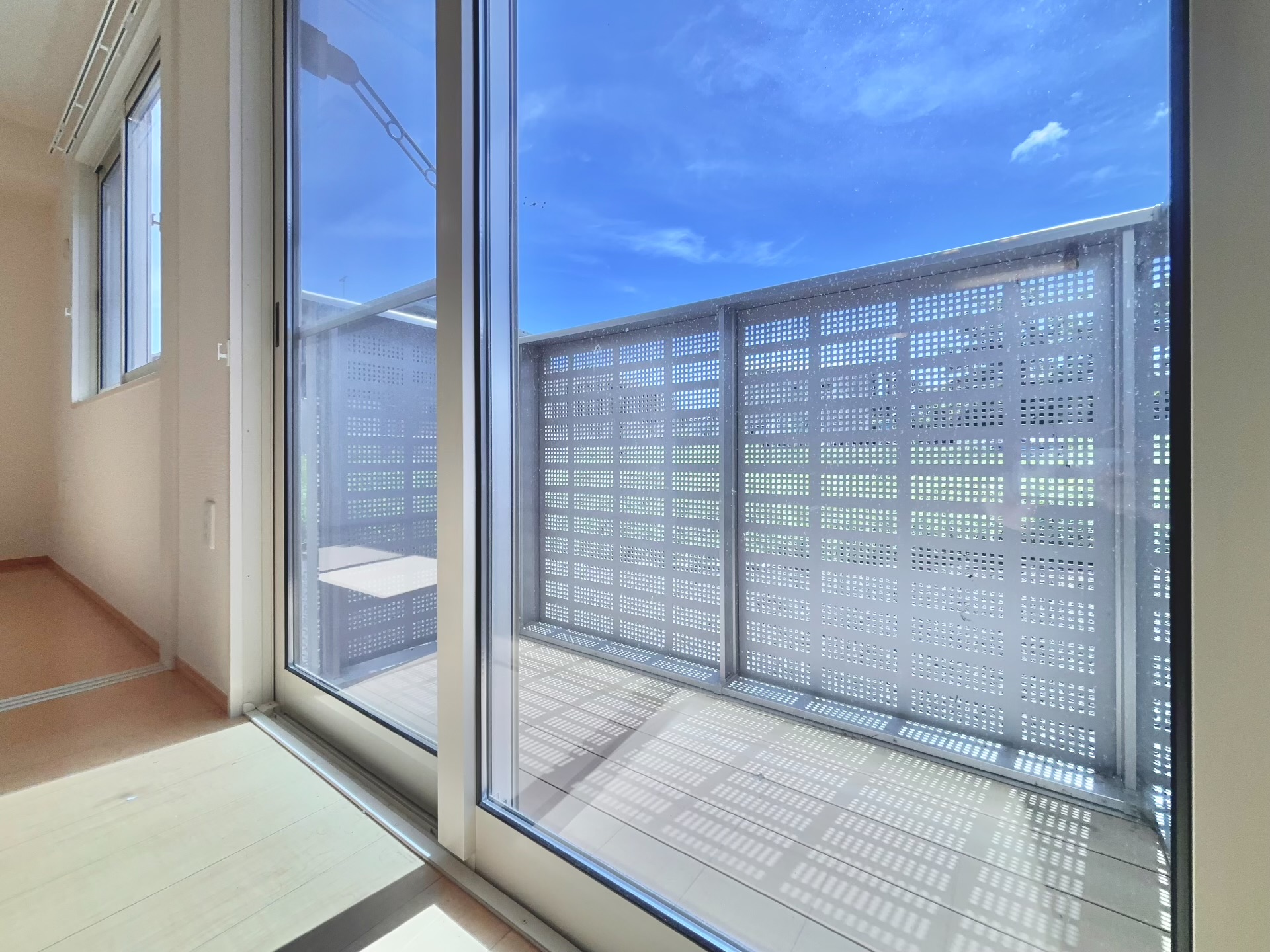 バルコニー　バルコニー部分・日当たり良好です♪