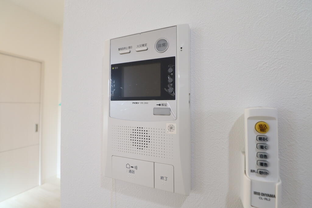 セキュリティ　TVモニター付インターホン