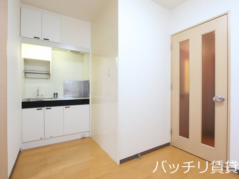 キッチン　別号室の為、現状優先