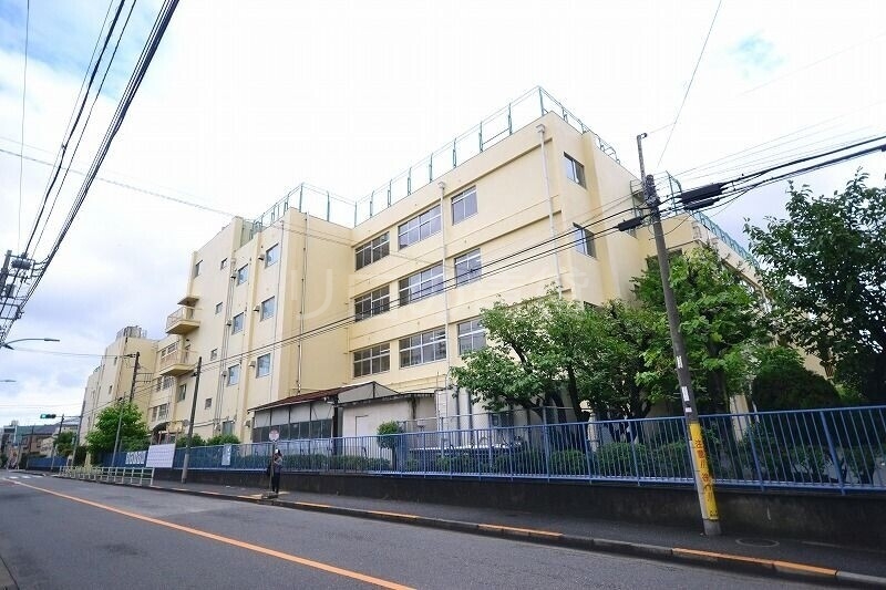小学校　出雲小学校（小学校）まで642m