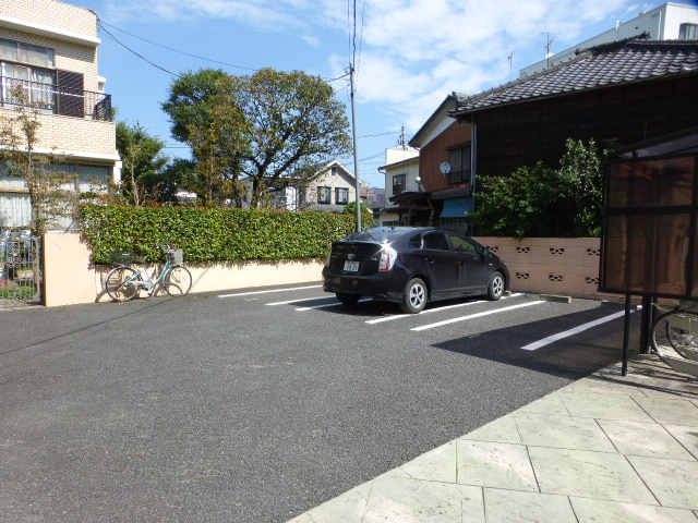 駐車場　駐車場付　￥10，476-