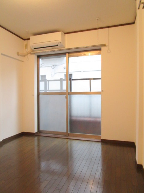 その他部屋・スペース　★角部屋２面窓★