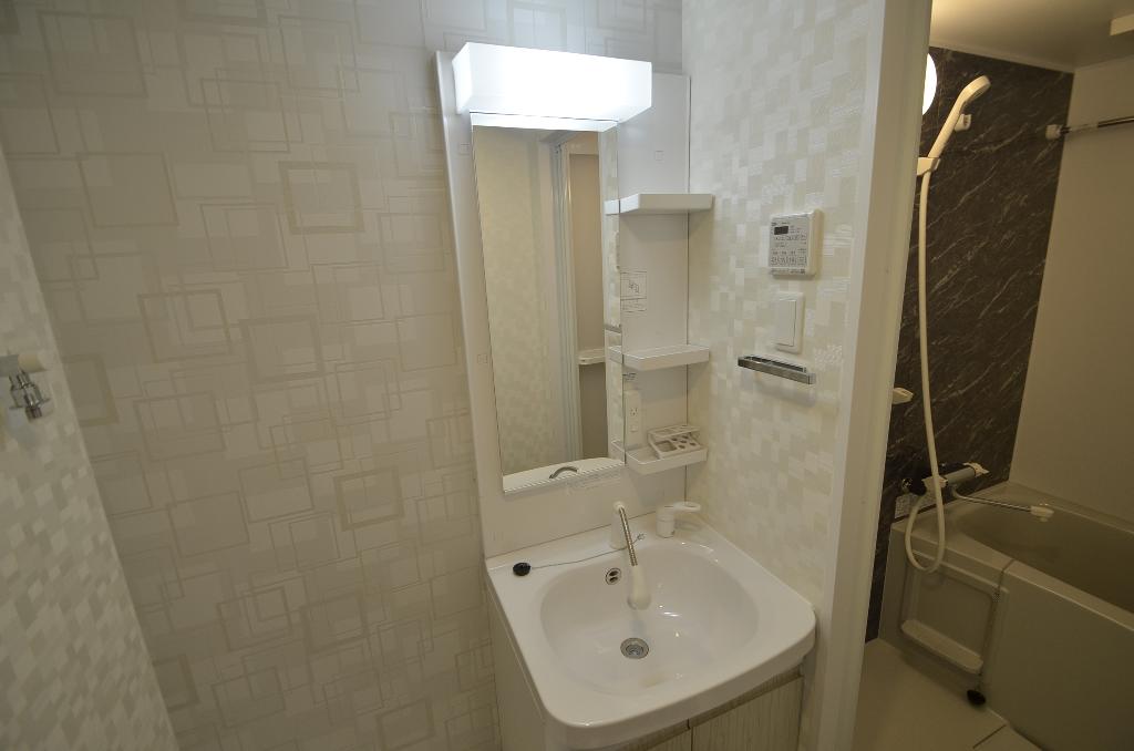 洗面設備　洗髪洗面化粧台