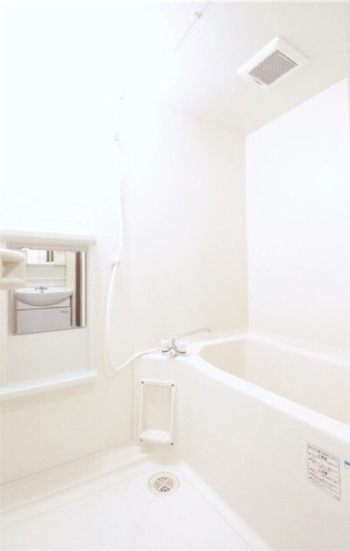 バス・シャワールーム　図面と現状に相違がある場合には現状を優先