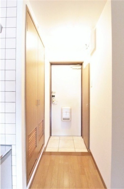 玄関　図面と現状に相違がある場合には現状を優先