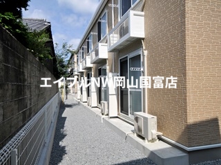 バルコニー　備品や設備仕様は号室等により異なります現地をご確認ください。