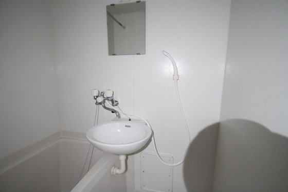 洗面設備　※別部屋の写真です