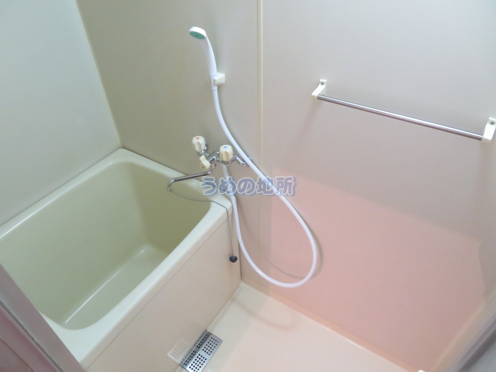 バス・シャワールーム　浴室