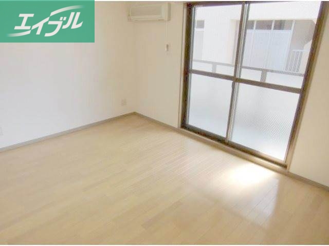 居室・リビング　日当たり良好