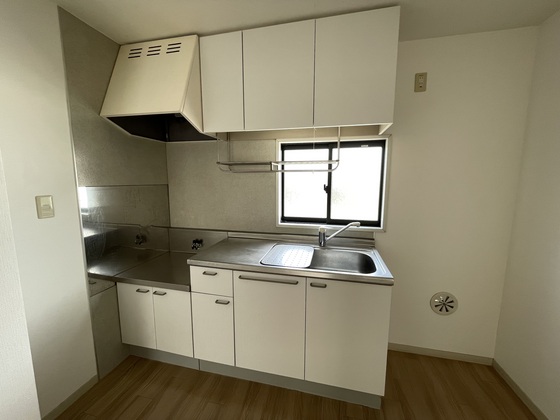 キッチン　※別部屋の写真です