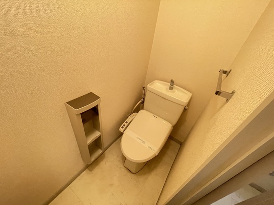 トイレ　※別部屋の写真です