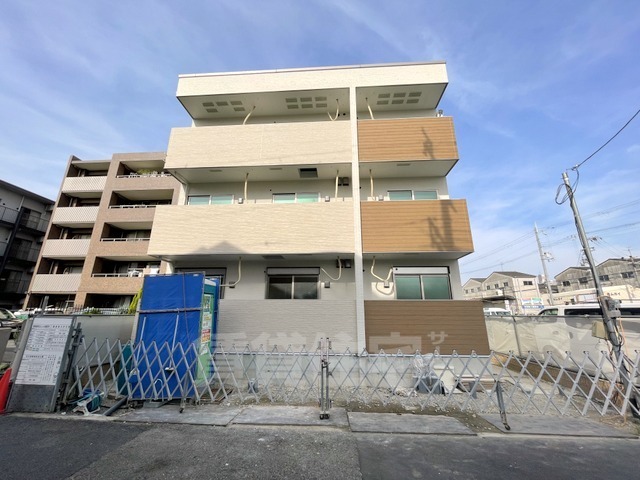 エントランス　建築中