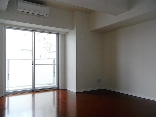 眺望　明るいリビングスペース