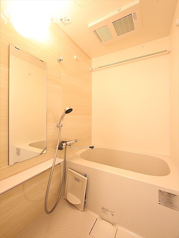 バス・シャワールーム　バスルーム