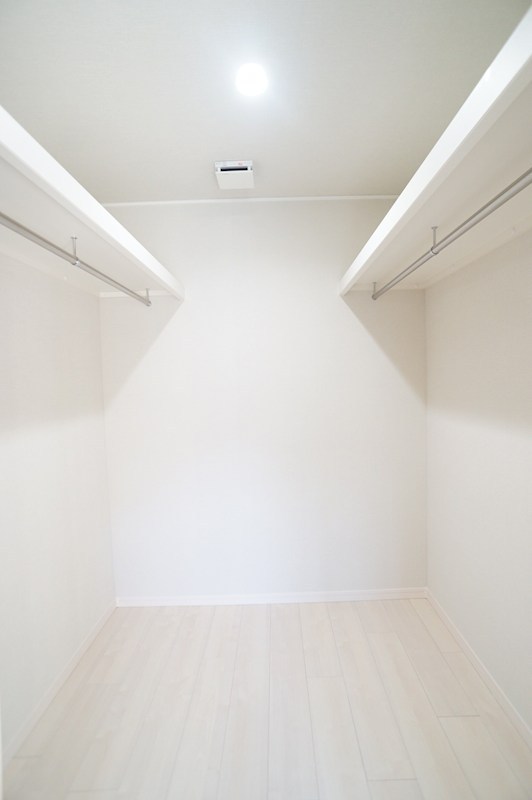 収納　大容量のウォークインクローゼット♪