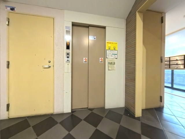 その他　エレベーター
