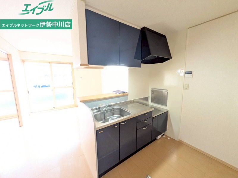 キッチン　同型参考写真