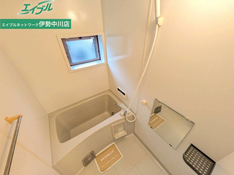 バス・シャワールーム　同型参考写真