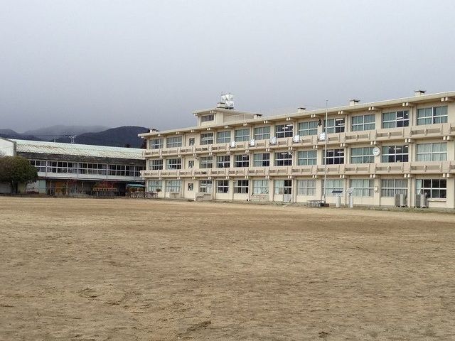 小学校　福島市立笹谷小学校（小学校）まで2200m