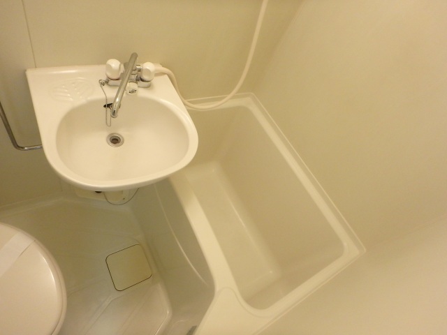 バス・シャワールーム　3点ユニットバス