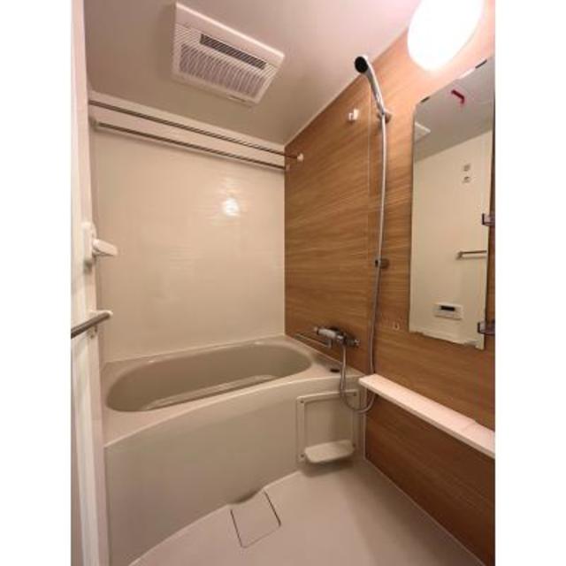 バス・シャワールーム　※写真は同タイプ住戸です。