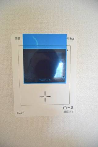 セキュリティ　TVモニター付きインターフォン搭載。